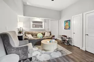 2149 W Clifton Ave, Cincinnati, OH 45219 - Photo 15