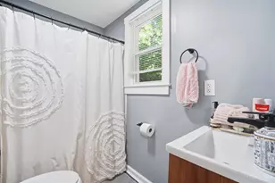 2149 W Clifton Ave, Cincinnati, OH 45219 - Photo 53