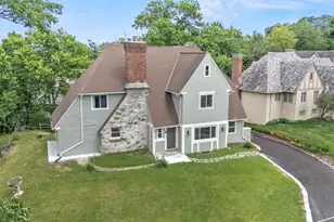 4150 Paddock Rd, Cincinnati, OH 45229 - Photo 1