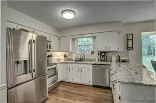 6955 Presidio Ct, Anderson Township, OH 45244 - Photo 9