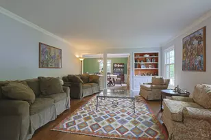 297 Ritchie Ave, Wyoming, OH 45215 - Photo 5