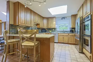 297 Ritchie Ave, Wyoming, OH 45215 - Photo 23