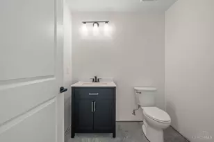 4477 Thirty Fourth Ave, Cincinnati, OH 45209 - Photo 5