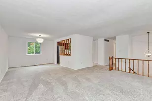 10683 Stonewood Ct, Cincinnati, OH 45240 - Photo 7