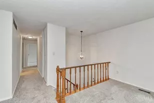 10683 Stonewood Ct, Cincinnati, OH 45240 - Photo 3