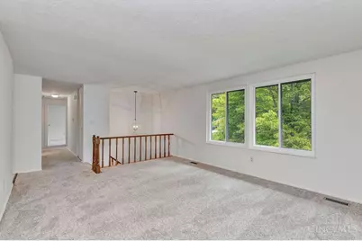 10683 Stonewood Court, Cincinnati, OH 45240 - Photo 5