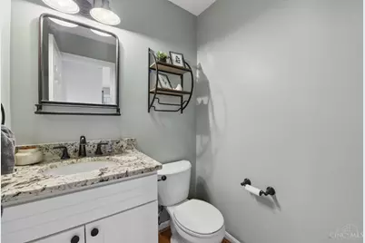 7757 Dennler Lane, Cincinnati, OH 45247 - Photo 47