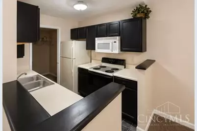 7343 Chatham Court #G, West Chester, OH 45069 - Photo 5