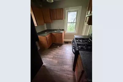 10937 Chester Road, Glendale, OH 45246 - Photo 3