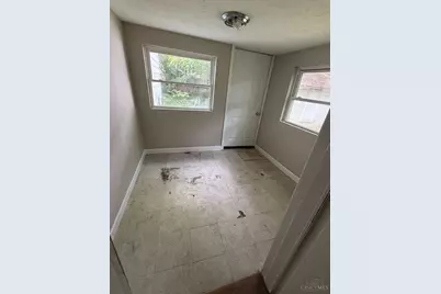 10937 Chester Road, Glendale, OH 45246 - Photo 7