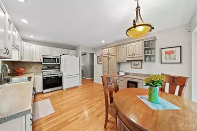 2630 Cyclorama Drive, Cincinnati, OH 45211 - Photo 9
