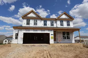 652 Goldfinch Dr, Beavercreek, OH 45434 - Photo 1