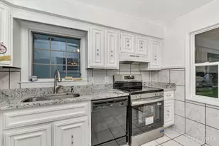 2933 Boudinot Ave, Cincinnati, OH 45238 - Photo 11