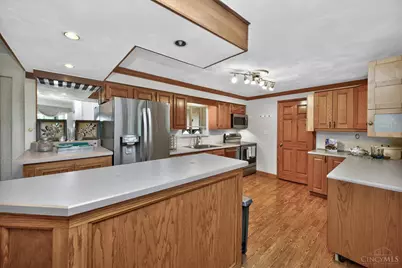 5585 Betty Lane, Miami Township, OH 45150 - Photo 7