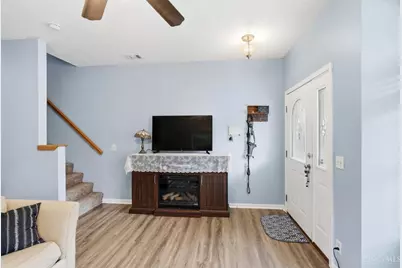 5315 Glenshade Court, Cincinnati, OH 45227 - Photo 7