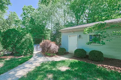 258 Hilltop Lane, Wyoming, OH 45215 - Photo 43