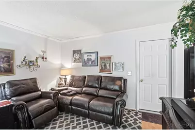 942 Goodhue Circle, Forest Park, OH 45250 - Photo 15