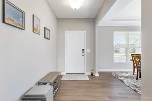10114 Gully Pass Dr, Washington Twp, OH 45458 - Photo 13