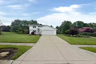 876 Maple Ridge Ct, Fairfield, OH 45014 - Photo 11