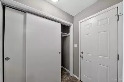 8769 Zodiac Drive, Springfield Township, OH 45231 - Photo 25