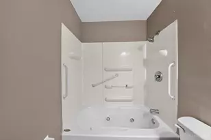 8769 Zodiac Dr, Springfield Township, OH 45231 - Photo 23