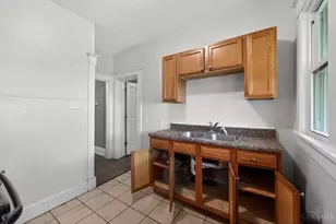 1833 Cordova Ave, Cincinnati, OH 45239 - Photo 7