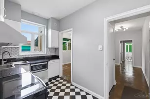 2372 Madison Rd, Cincinnati, OH 45208 - Photo 17
