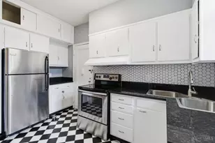 2372 Madison Rd, Cincinnati, OH 45208 - Photo 13