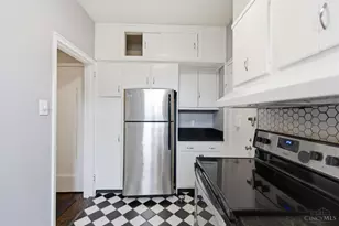 2372 Madison Rd, Cincinnati, OH 45208 - Photo 17