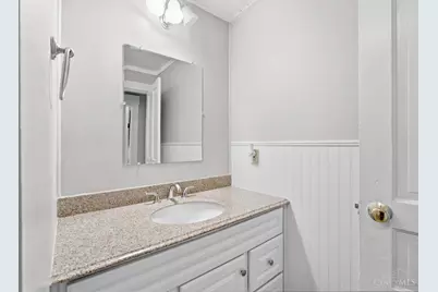 3774 Drake Avenue, Cincinnati, OH 45209 - Photo 15