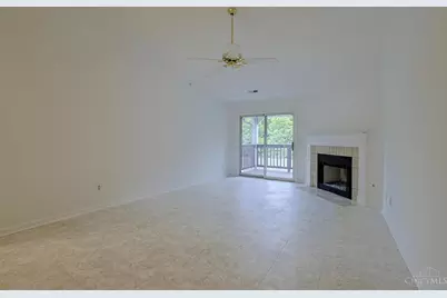 4341 Regency Ridge Court #303, Green Township, OH 45248 - Photo 5