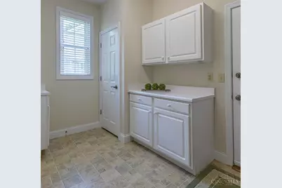 6879 Prairie View Drive, Hamilton Township, OH 45039 - Photo 21