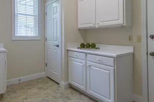 6879 Prairie View Dr, Hamilton Township, OH 45039 - Photo 21