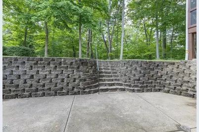 6879 Prairie View Drive, Hamilton Township, OH 45039 - Photo 35