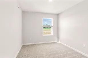 10363 Mae Ct, Colerain Township, OH 45251 - Photo 25
