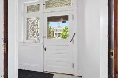 2412 Fairview Avenue, Cincinnati, OH 45219 - Photo 19