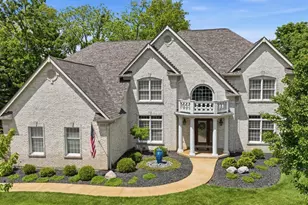 1004 River Forest Dr, Hamilton Township, OH 45039 - Photo 1