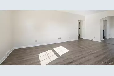 5214 Sidney Road, Green Township, OH 45238 - Photo 11