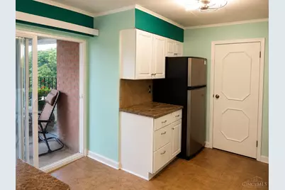 880 Rue De La Paix #A5, Cincinnati, OH 45220 - Photo 7