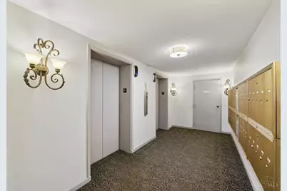 880 Rue De La Paix #A5, Cincinnati, OH 45220 - Photo 39