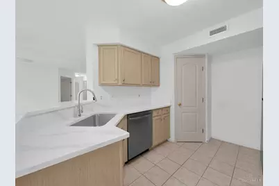5562 Baywatch Way #104, Deerfield Township, OH 45040 - Photo 11