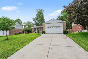 8496 Coran Dr, Anderson Township, OH 45255 - Photo 3