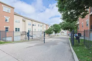 203 E University Ave, Cincinnati, OH 45219 - Photo 21