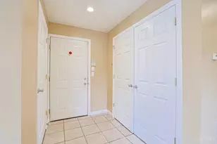203 E University Ave, Cincinnati, OH 45219 - Photo 3