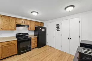12095 Pickwick Pl, Sharonville, OH 45241 - Photo 17