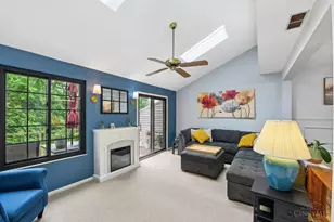 12095 Pickwick Pl, Sharonville, OH 45241 - Photo 7