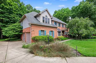 2363 Heather Hill Blvd N, Anderson Township, OH 45244 - Photo 3