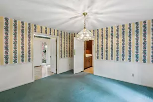 11119 Embassy Dr, Forest Park, OH 45240 - Photo 9