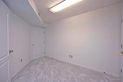 7905 Ramble View #301, Cincinnati, OH 45231 - Photo 19