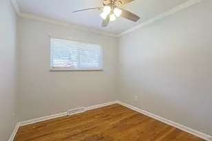 3958 Ridgecombe Dr, Cincinnati, OH 45248 - Photo 17